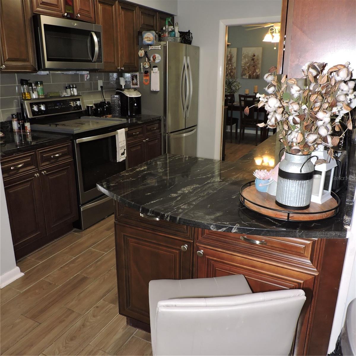 1160 ROLLING ACRES DRIVE