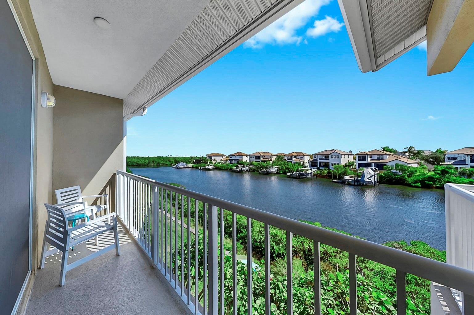 BAHIA BEACH TWNHMS PH 1A - Residential