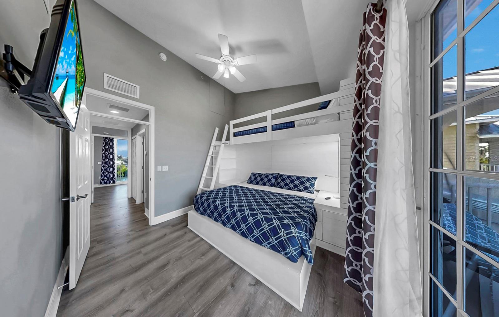 BAHIA BEACH TWNHMS PH 1A - Residential