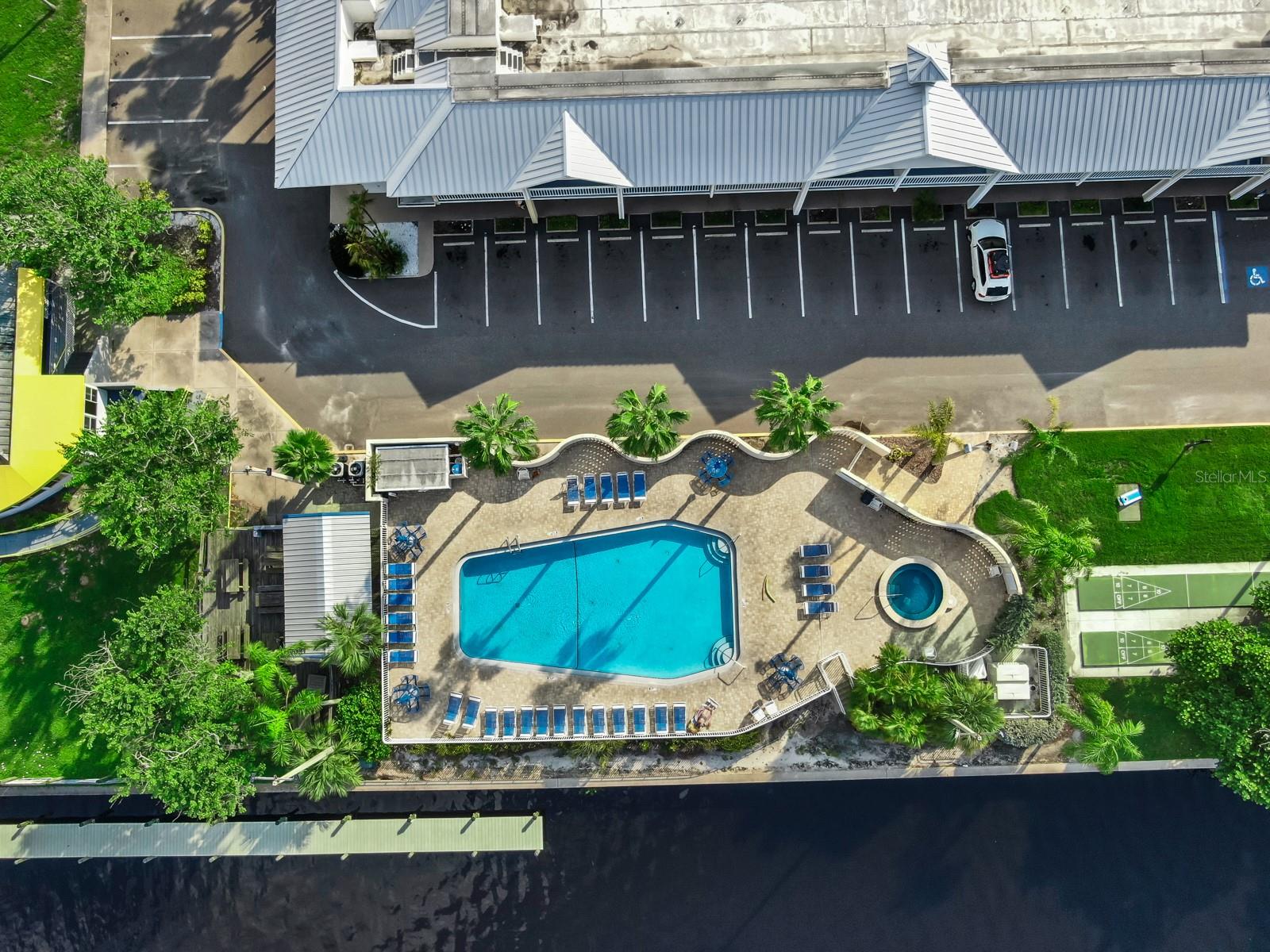 BAHIA BEACH TWNHMS PH 1A - Residential