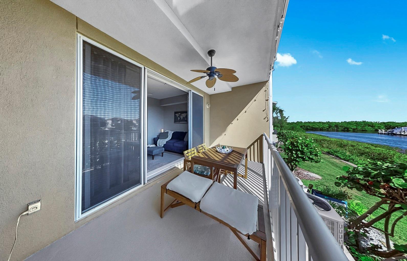 BAHIA BEACH TWNHMS PH 1A - Residential