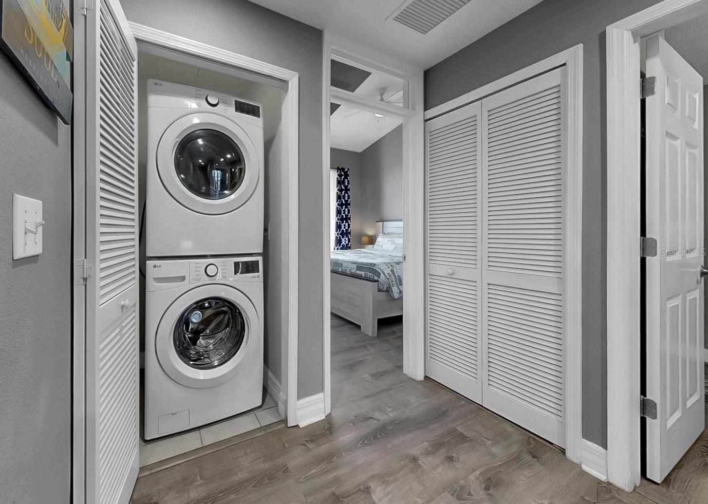 BAHIA BEACH TWNHMS PH 1A - Residential