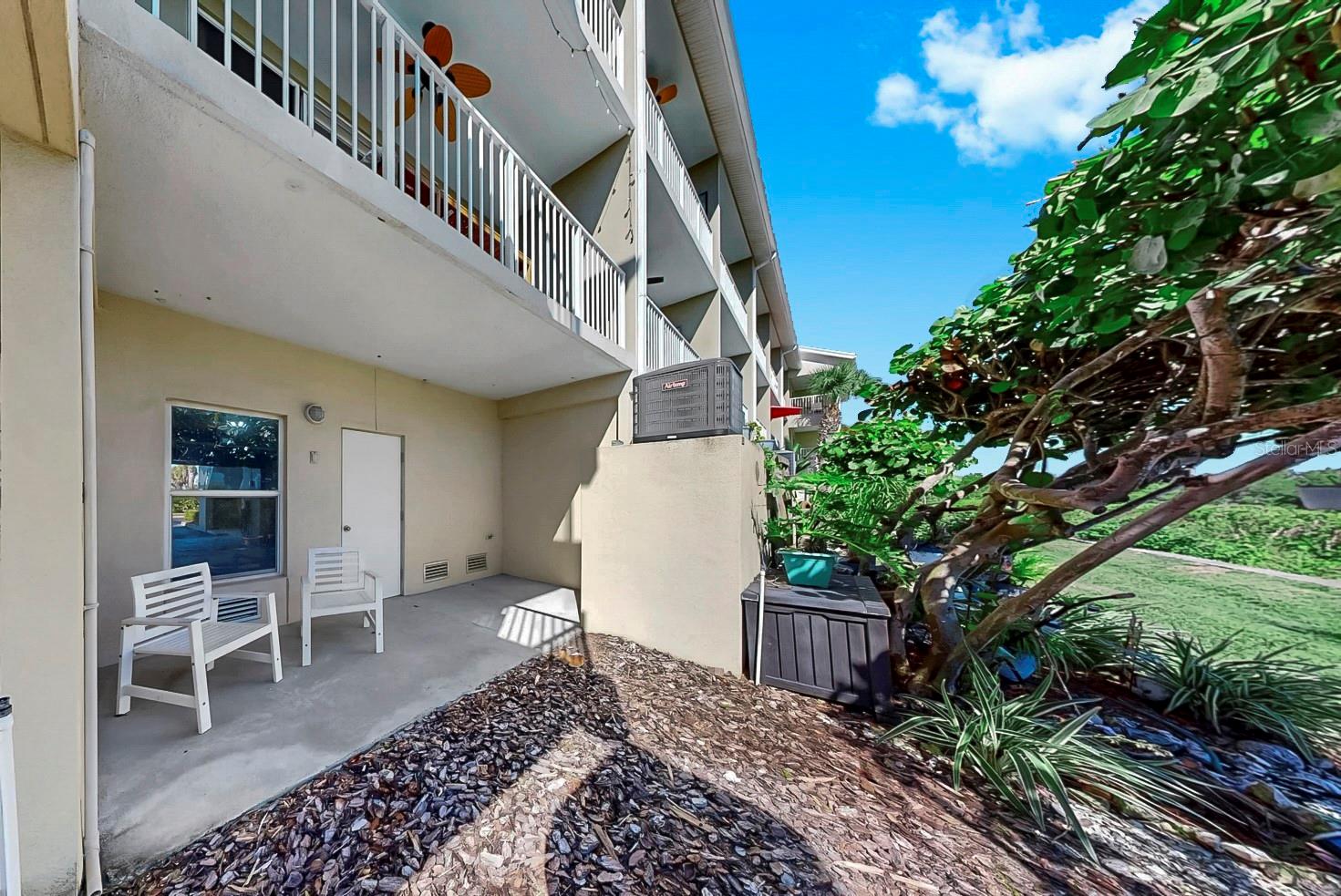 BAHIA BEACH TWNHMS PH 1A - Residential