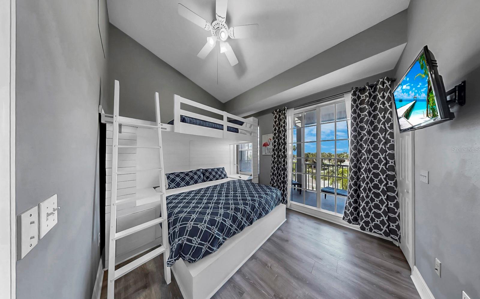 BAHIA BEACH TWNHMS PH 1A - Residential