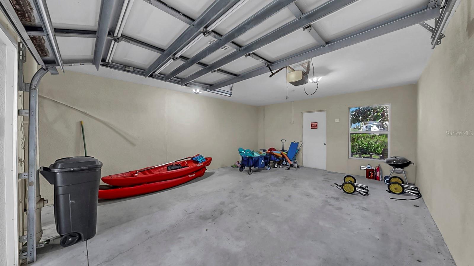 BAHIA BEACH TWNHMS PH 1A - Residential