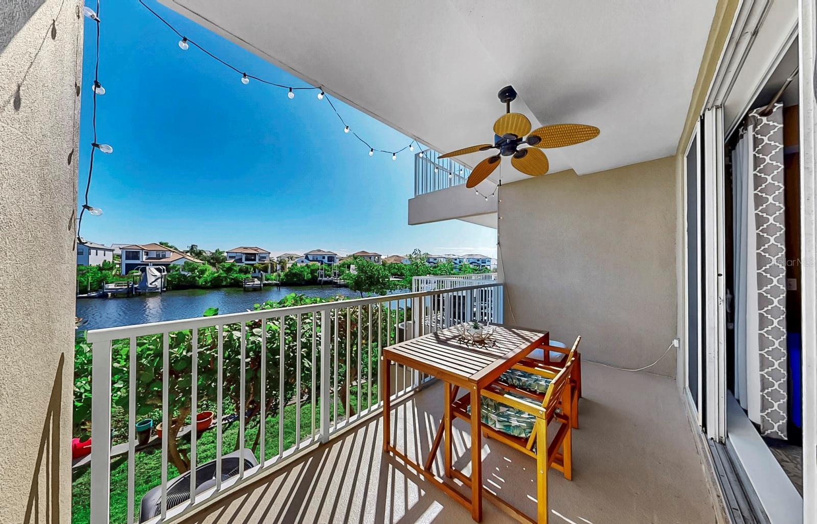 BAHIA BEACH TWNHMS PH 1A - Residential