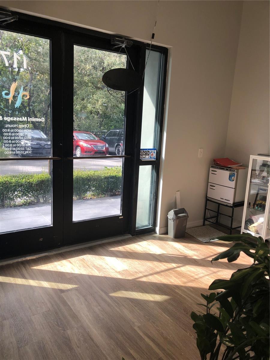 UNIVERSITY STATION - Commercial Sale