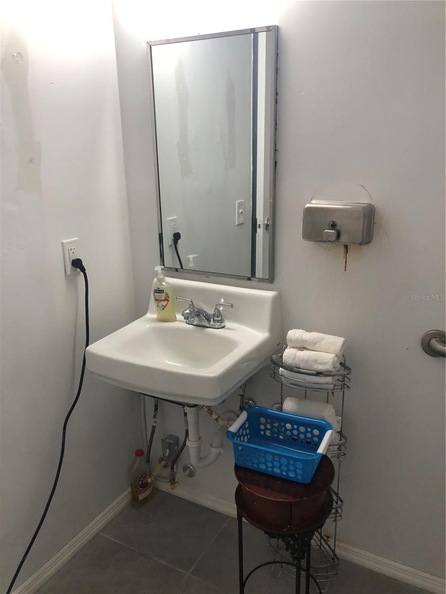 UNIVERSITY STATION - Commercial Sale
