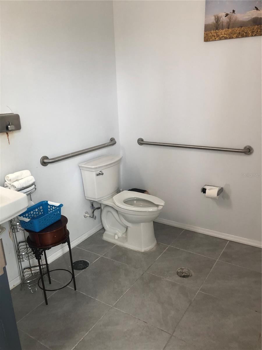 UNIVERSITY STATION - Commercial Sale