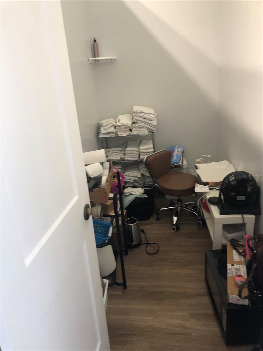 UNIVERSITY STATION - Commercial Sale