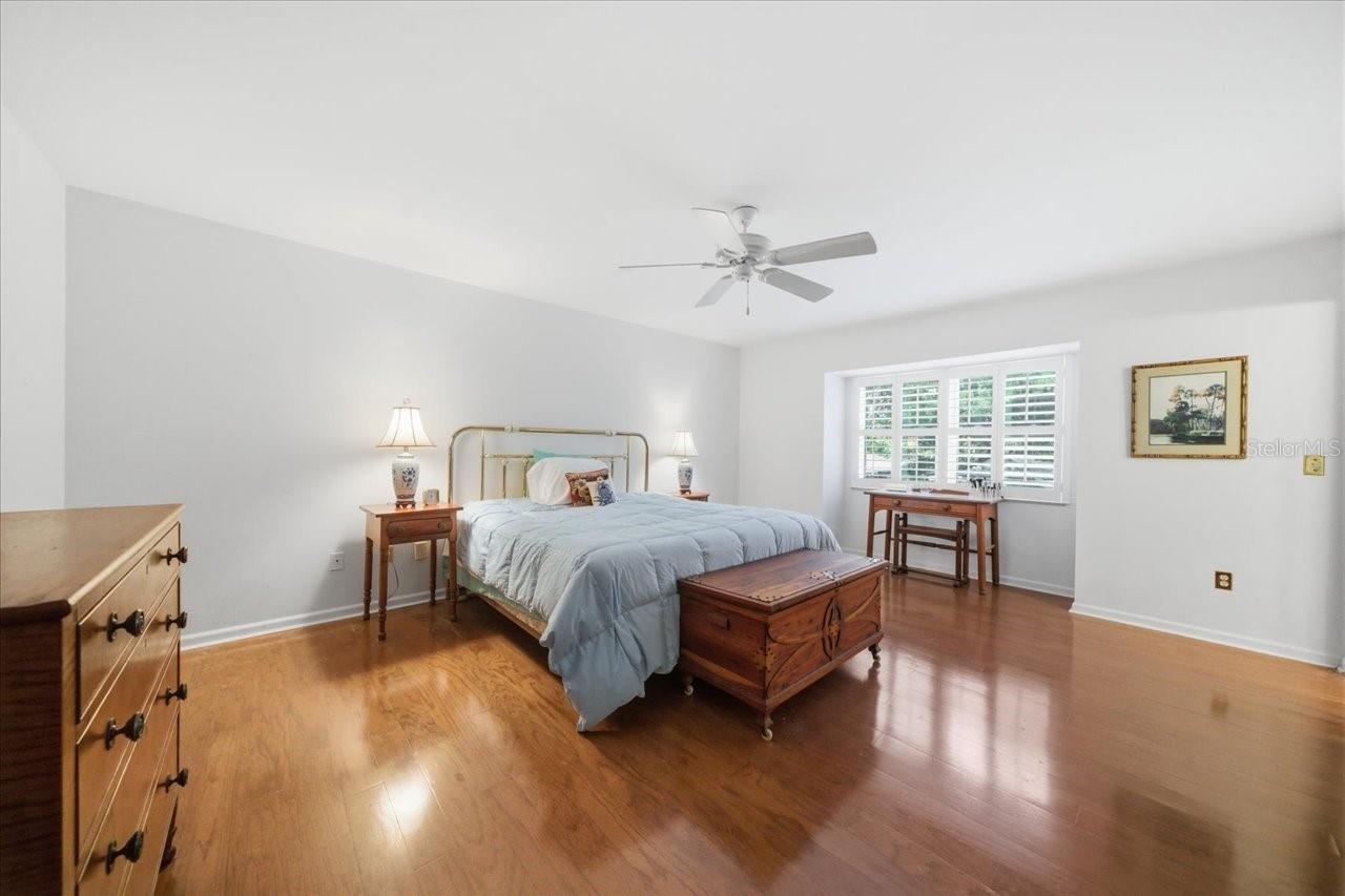 CARROLLWOOD VILLAGE SEC 1 - Residential