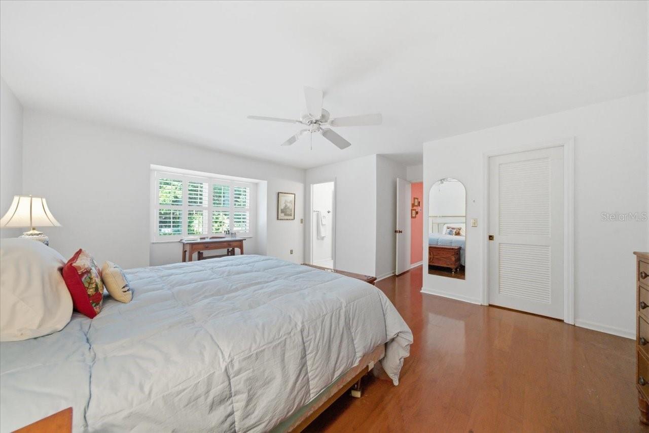 CARROLLWOOD VILLAGE SEC 1 - Residential