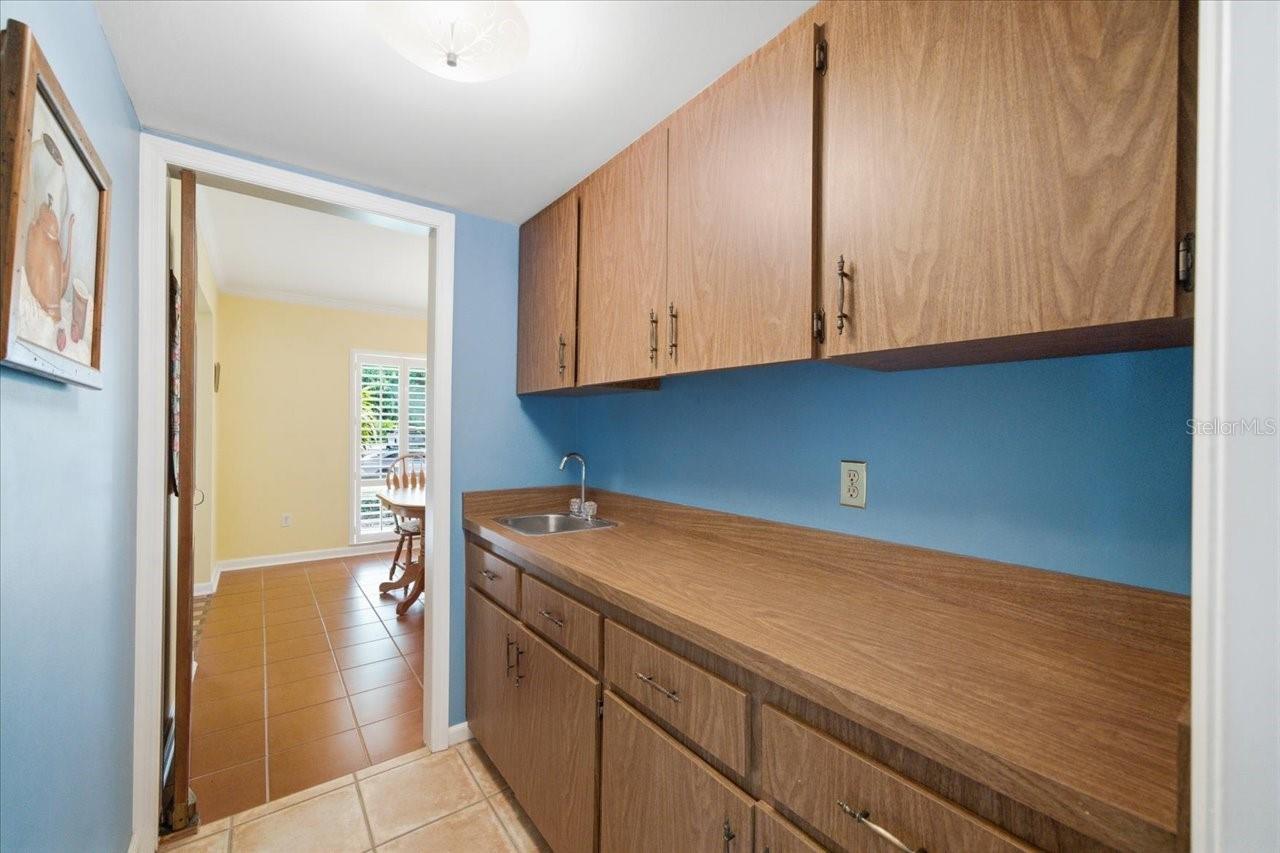 CARROLLWOOD VILLAGE SEC 1 - Residential