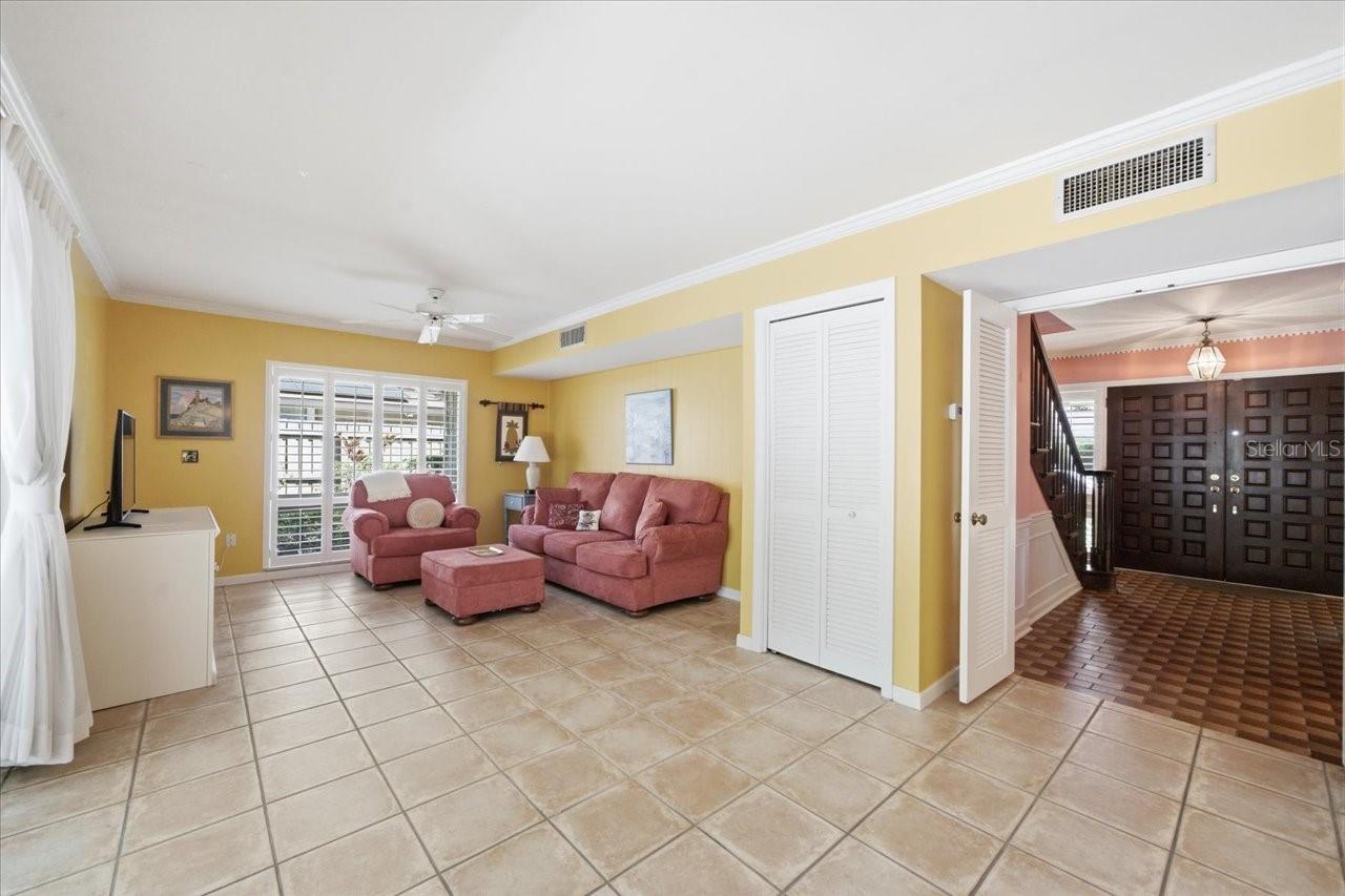 CARROLLWOOD VILLAGE SEC 1 - Residential