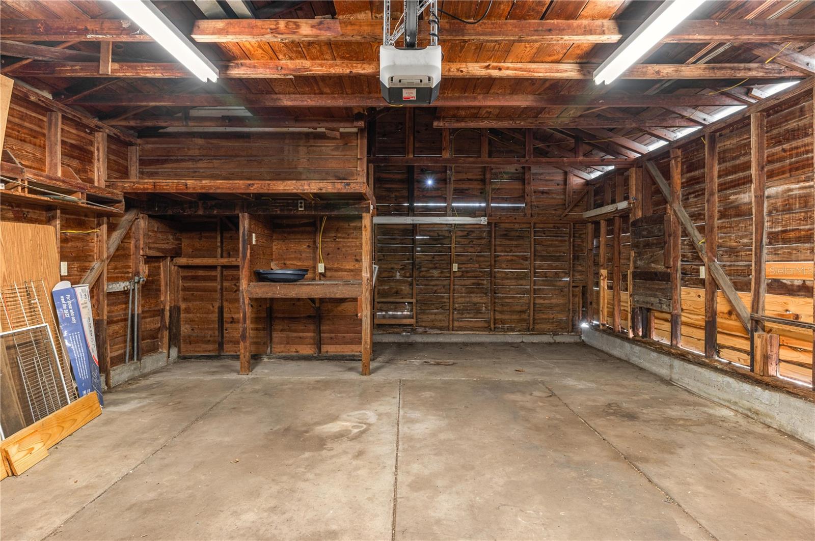 COLLEGE HEIGHTS OR COKER & BUZBEE - Residential