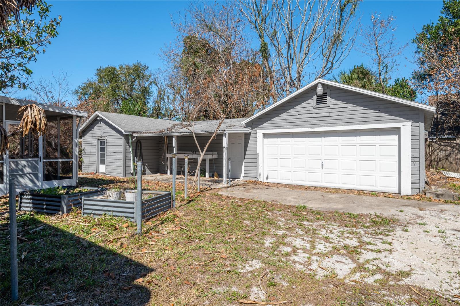 COLLEGE HEIGHTS OR COKER & BUZBEE - Residential