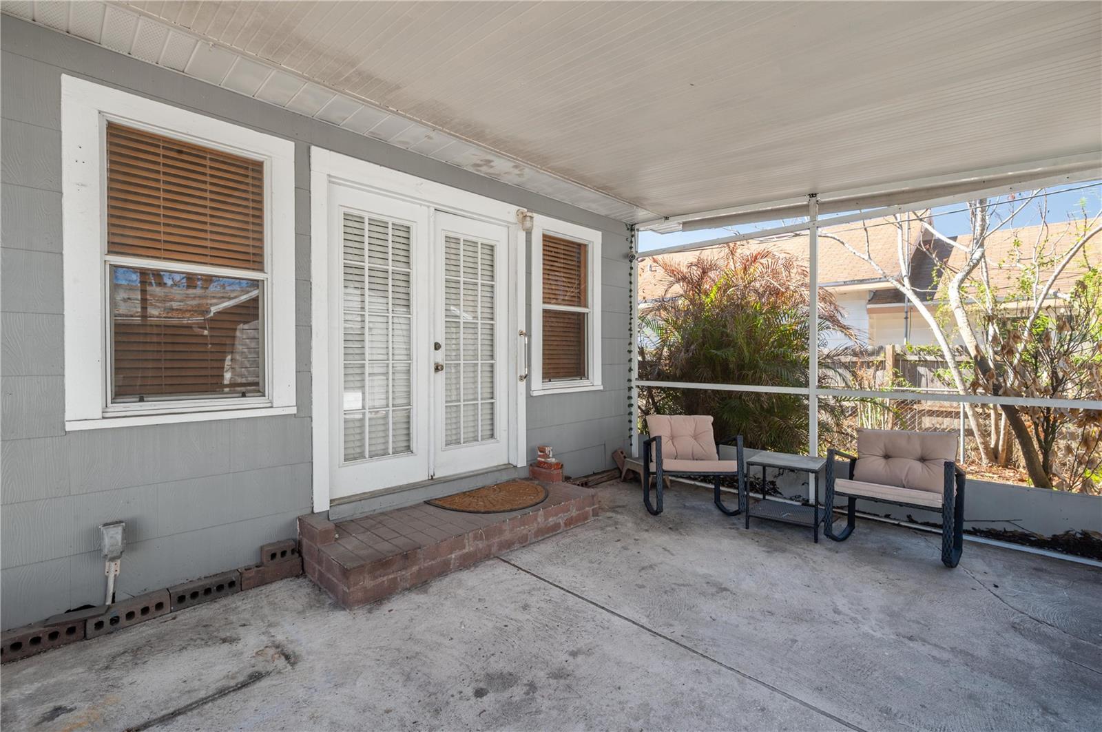 COLLEGE HEIGHTS OR COKER & BUZBEE - Residential