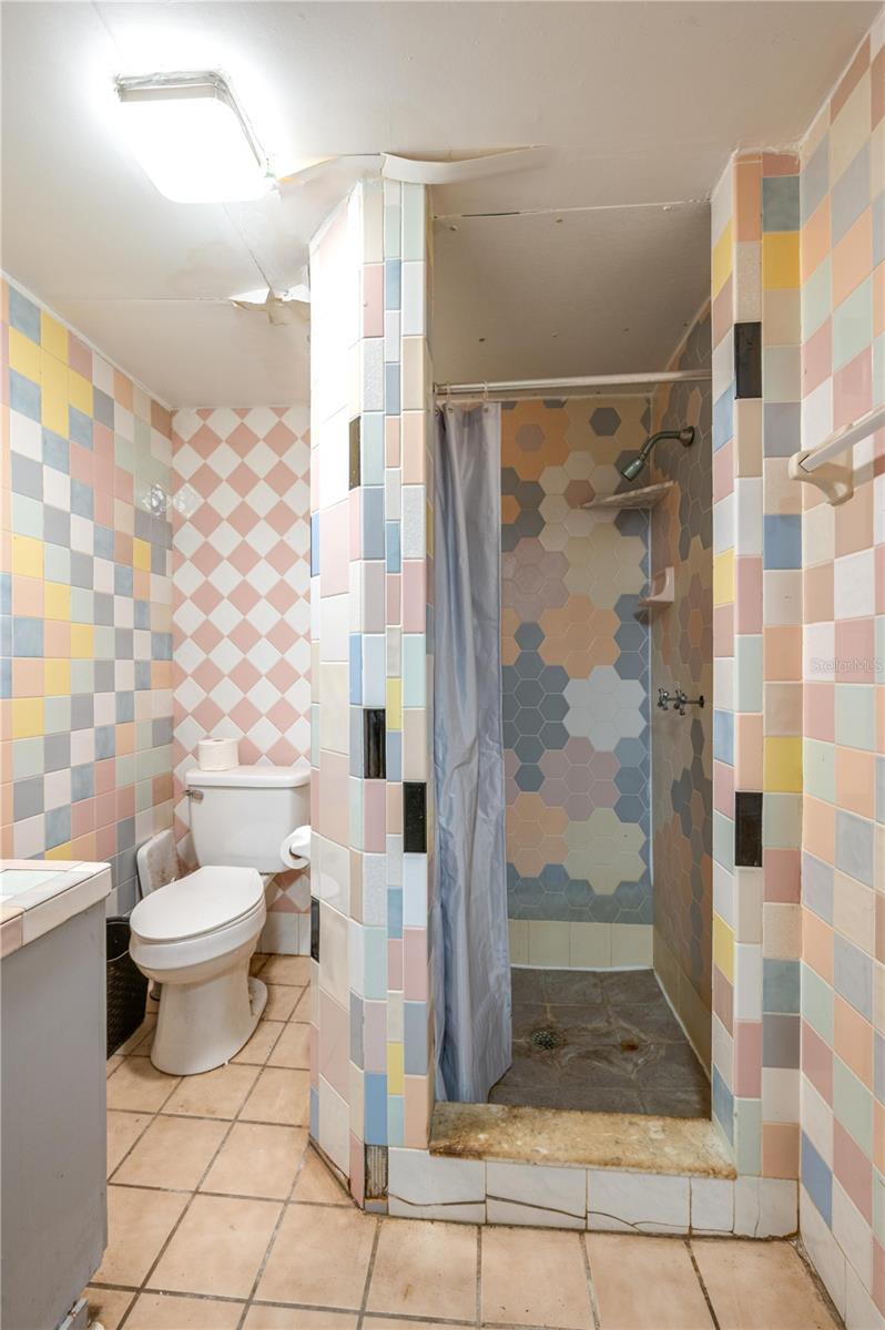 COLLEGE HEIGHTS OR COKER & BUZBEE - Residential