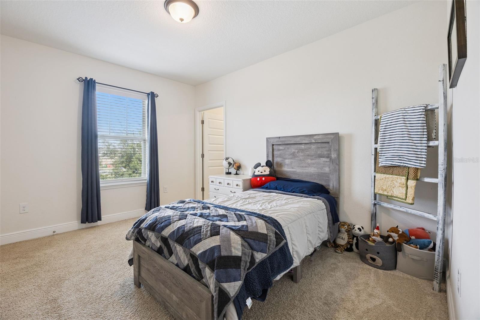 WATERLEIGH COMMUNITY - Residential