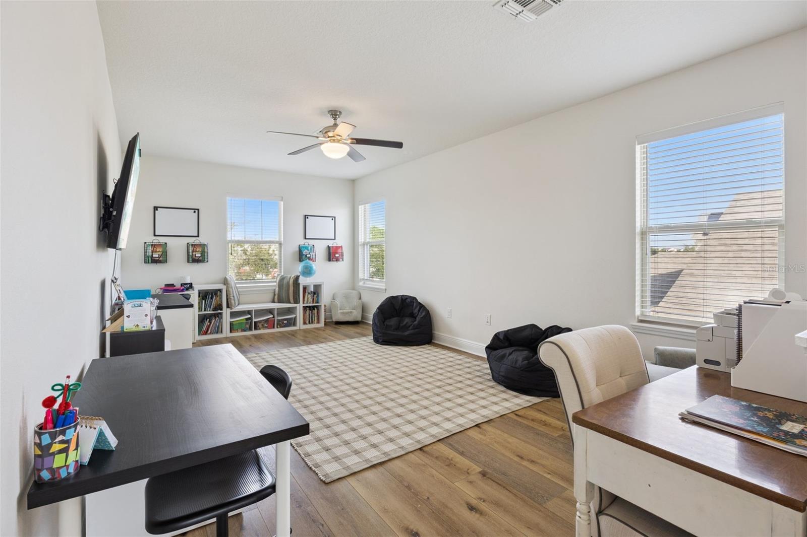 WATERLEIGH COMMUNITY - Residential