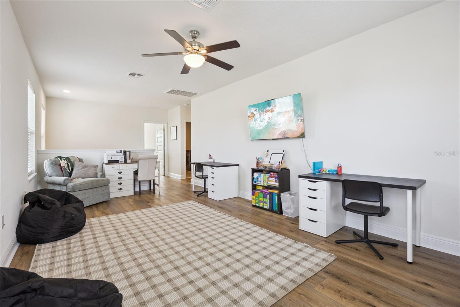 WATERLEIGH COMMUNITY - Residential