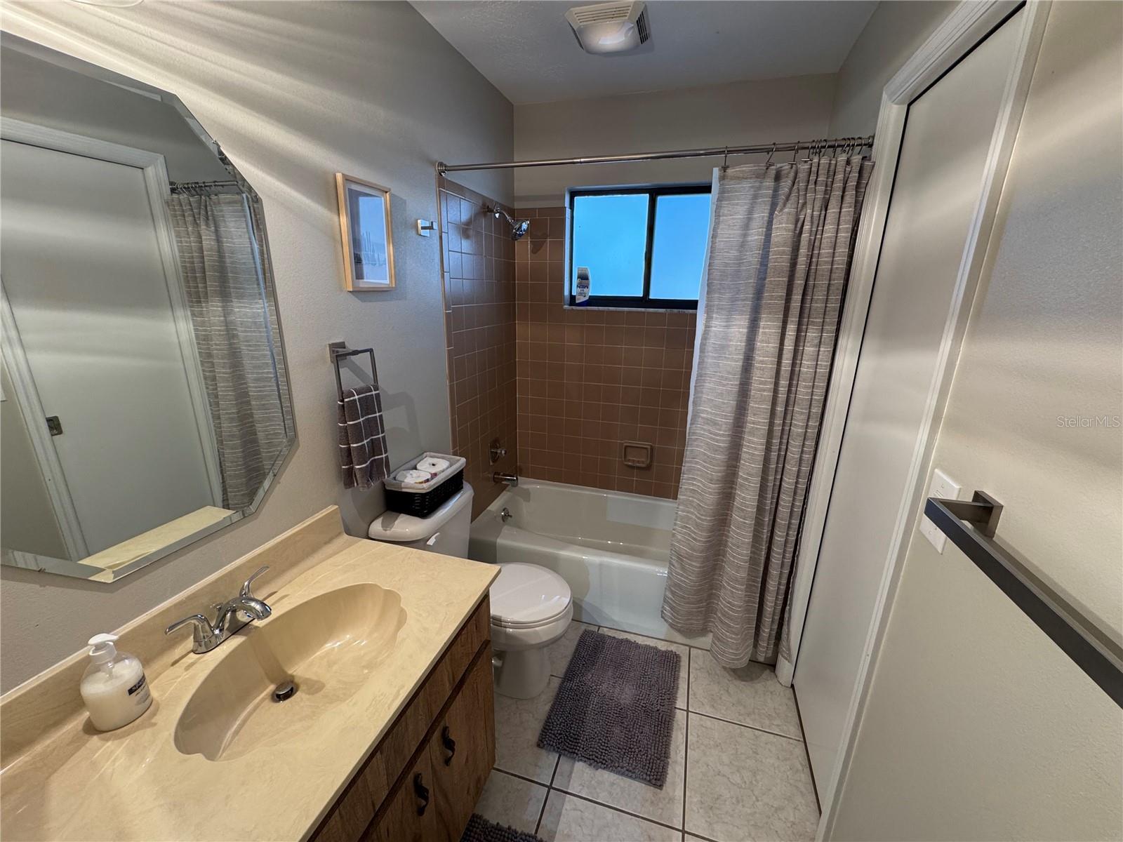 HOMECROFT - Residential