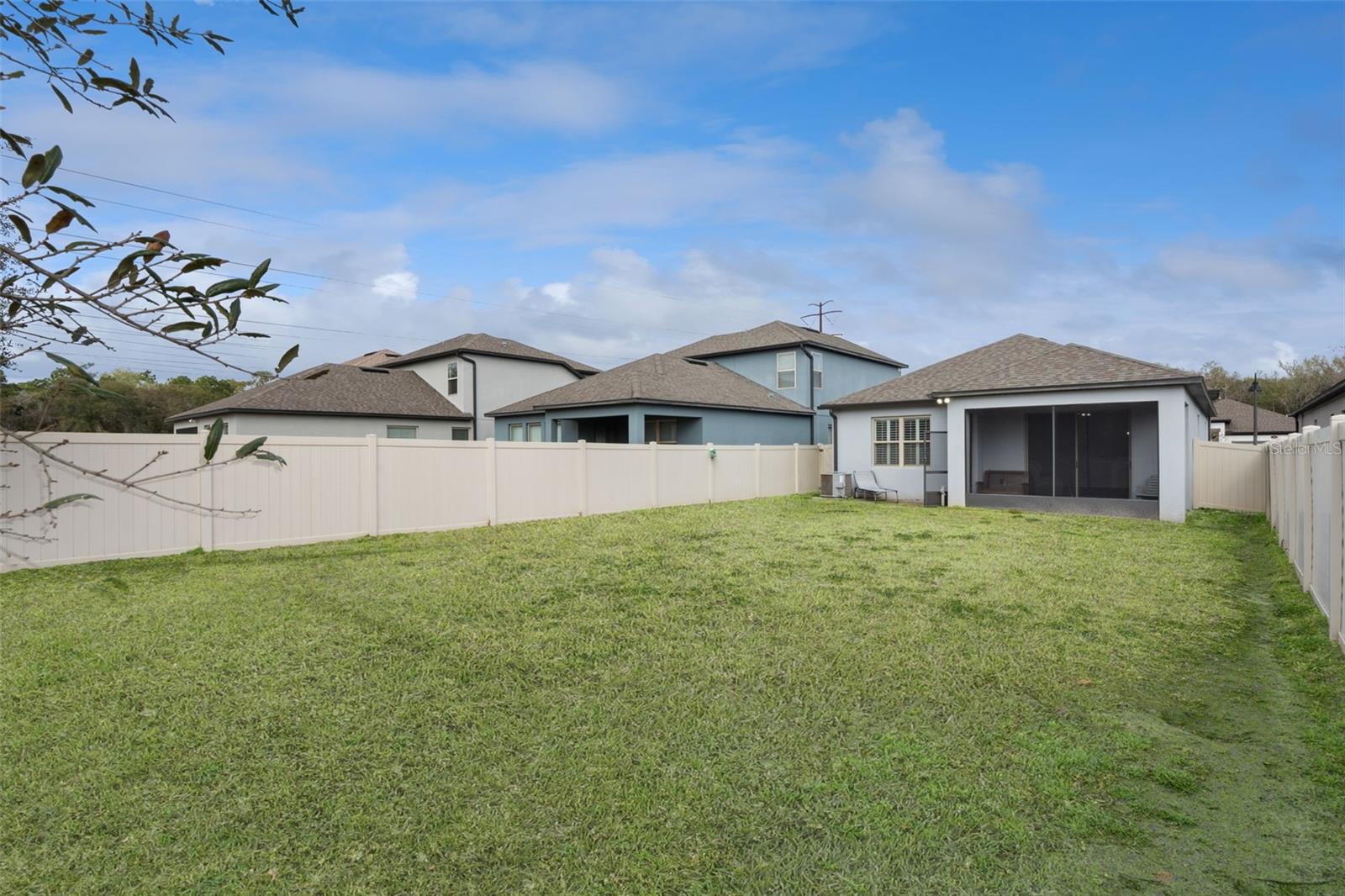 BAY MEADOW FARMS - Residential