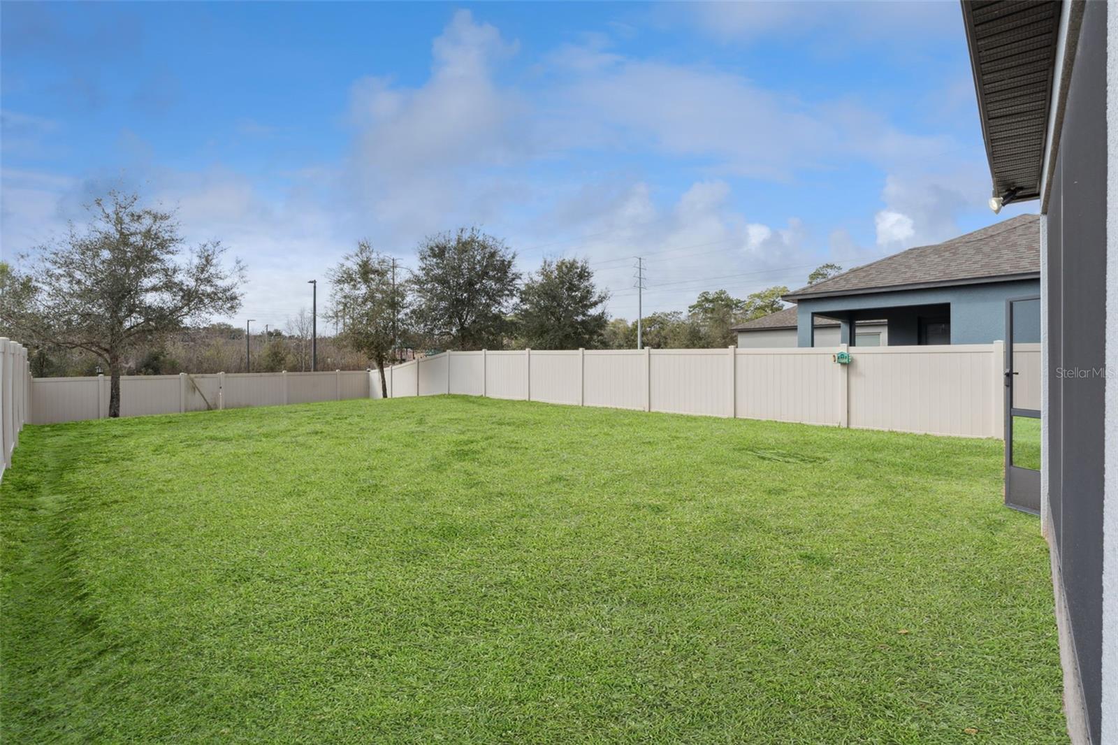 BAY MEADOW FARMS - Residential