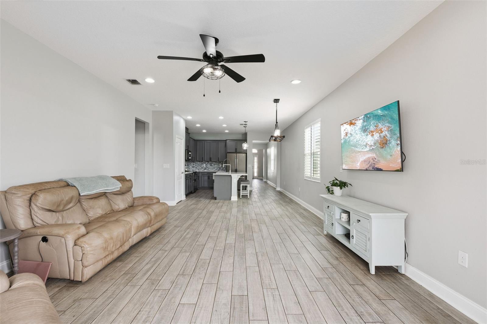 BAY MEADOW FARMS - Residential