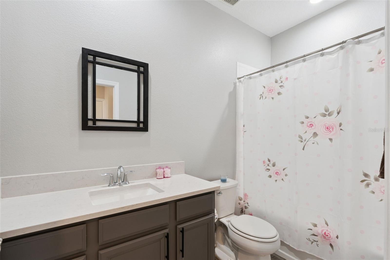 BAY MEADOW FARMS - Residential