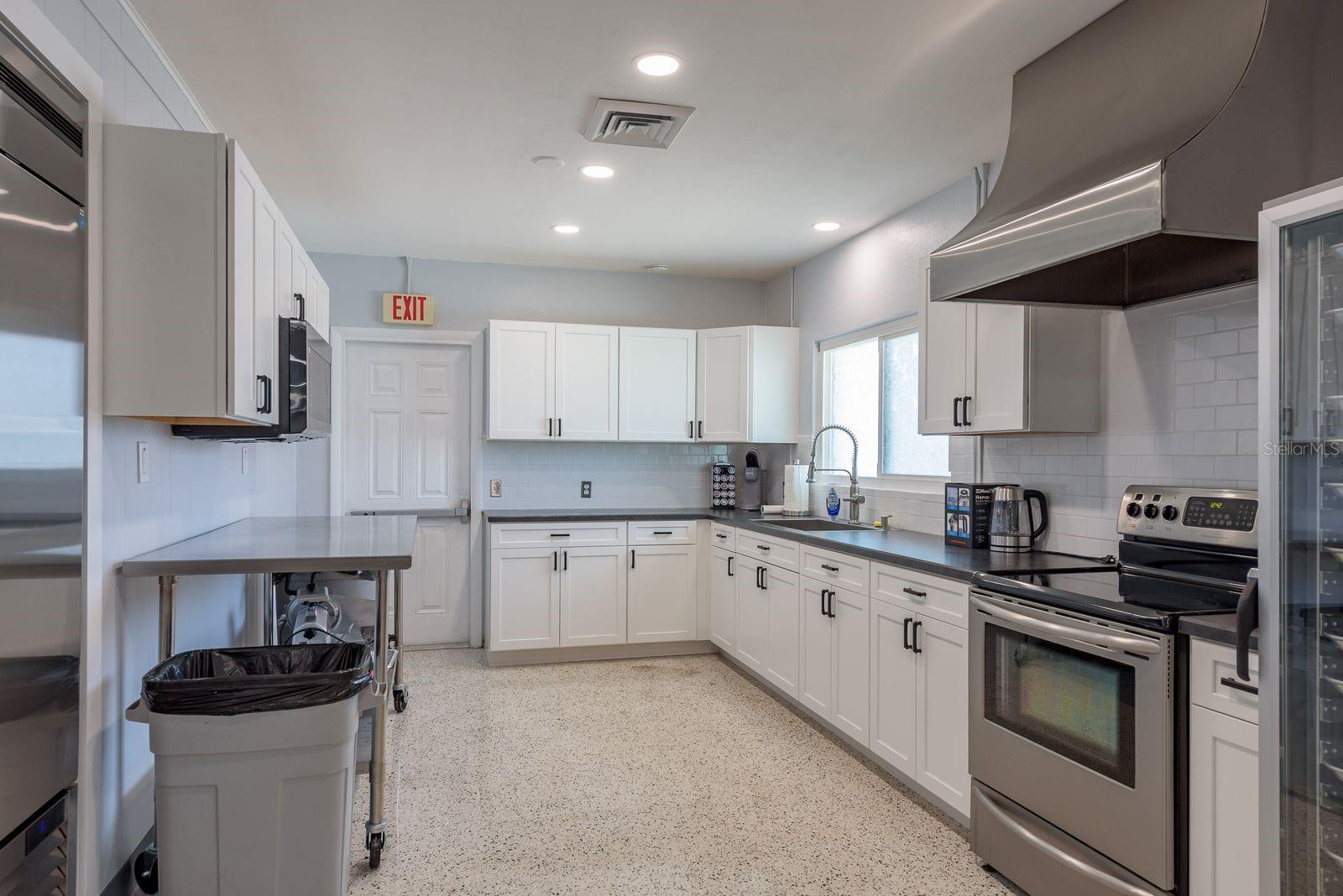 COUNTRY PARK CO-OP M/H UNREC - Residential