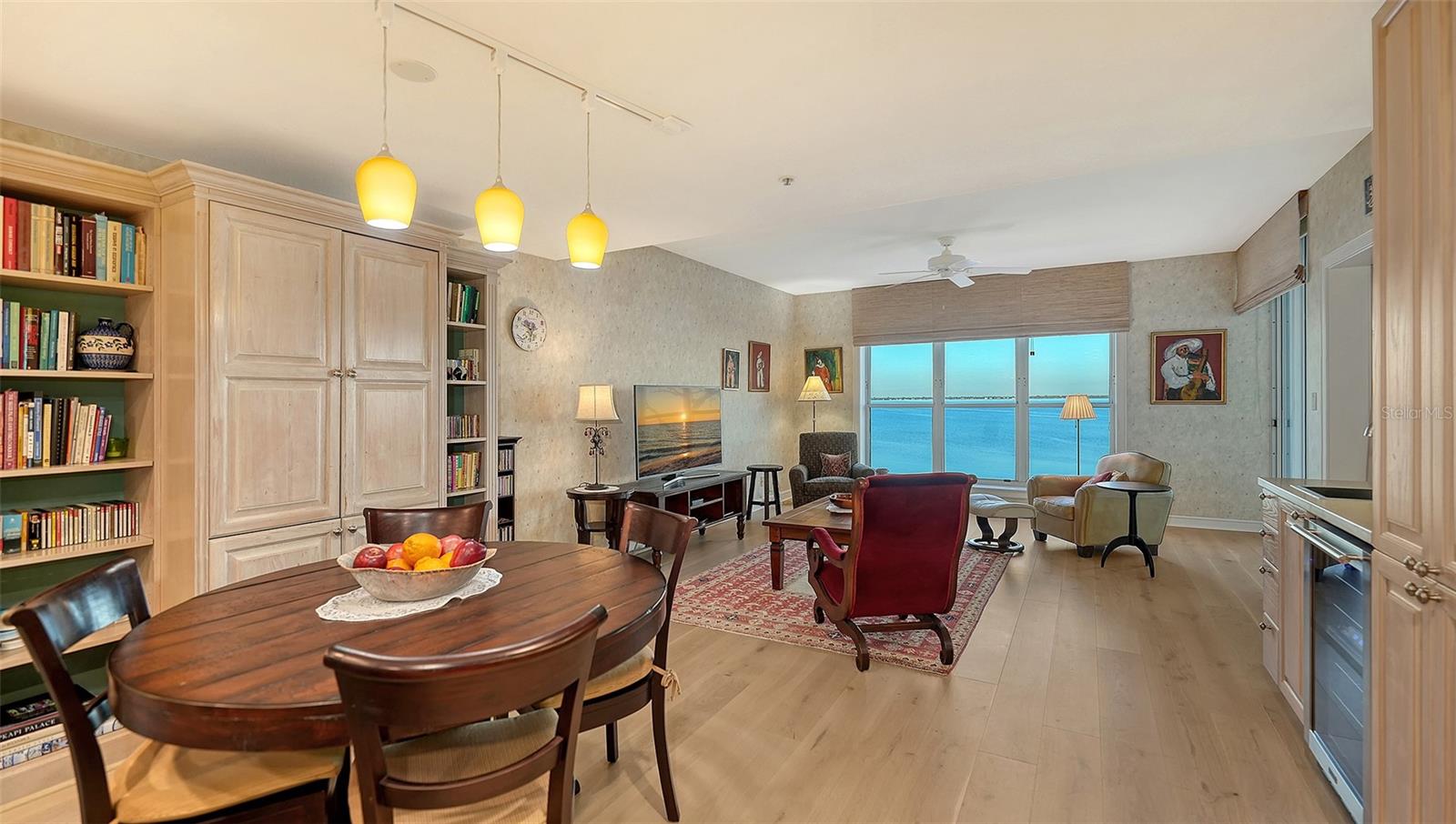 MARINA BAY - Residential