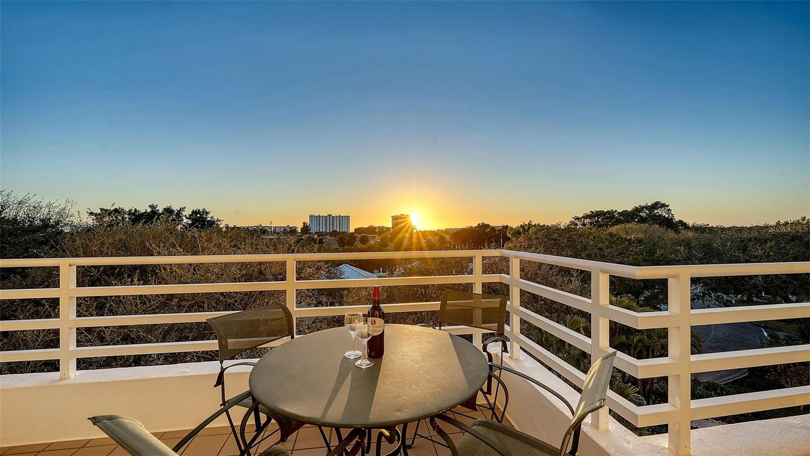 MARINA BAY - Residential