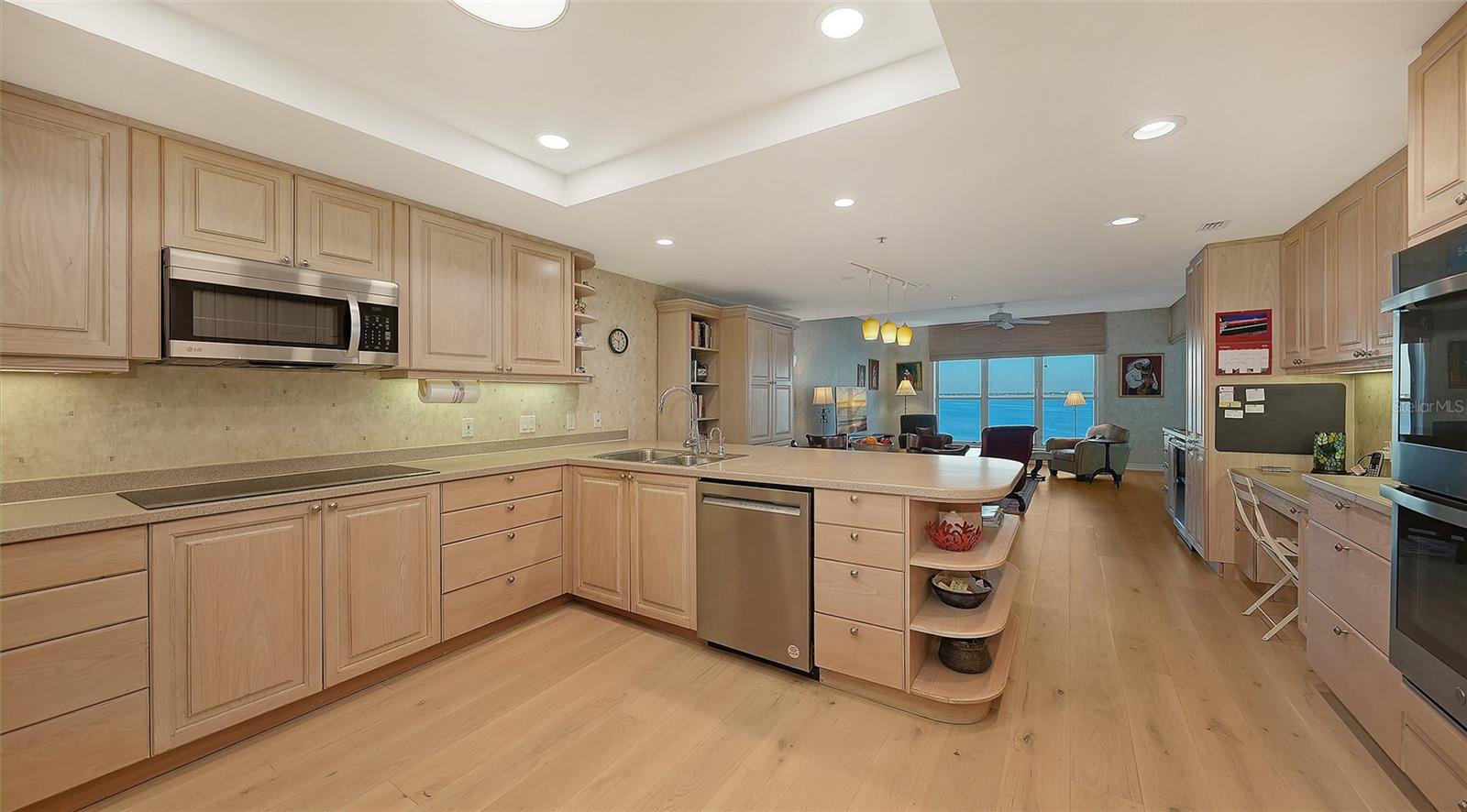 MARINA BAY - Residential