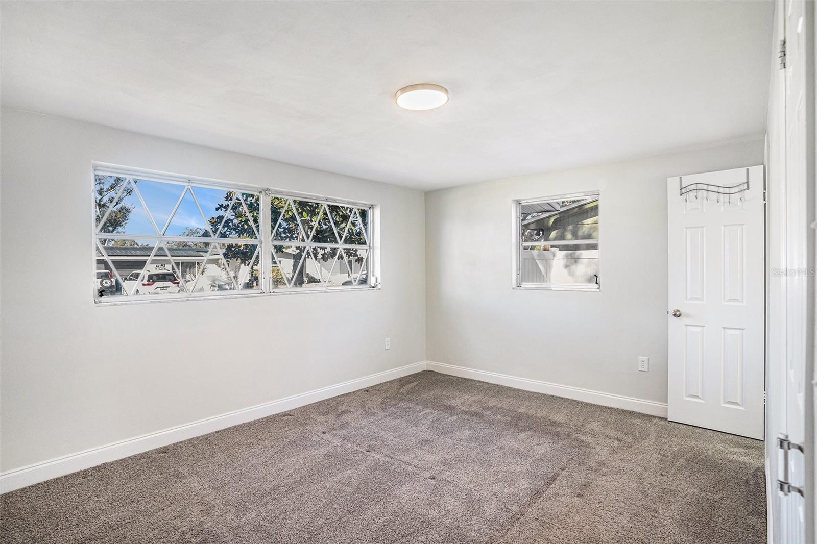 BEACON SQUARE - Residential