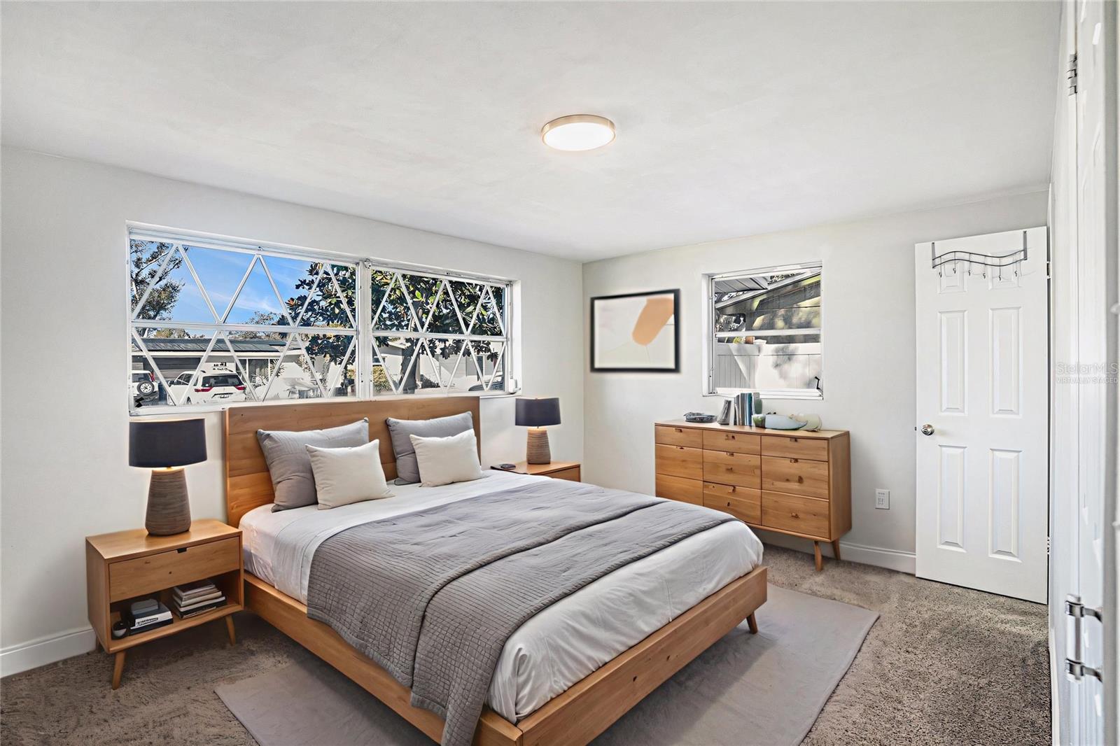 BEACON SQUARE - Residential