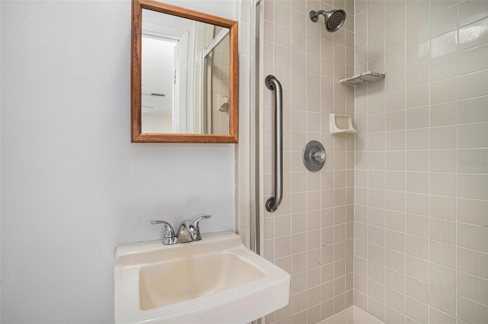 BEACON SQUARE - Residential