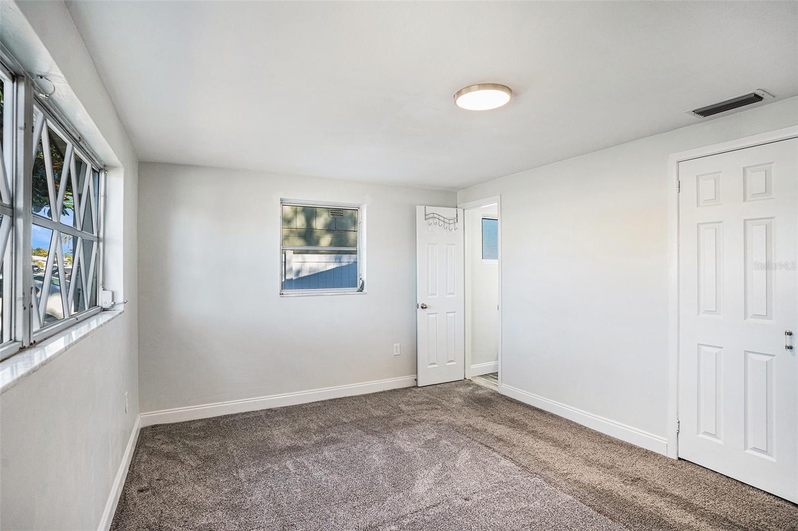 BEACON SQUARE - Residential