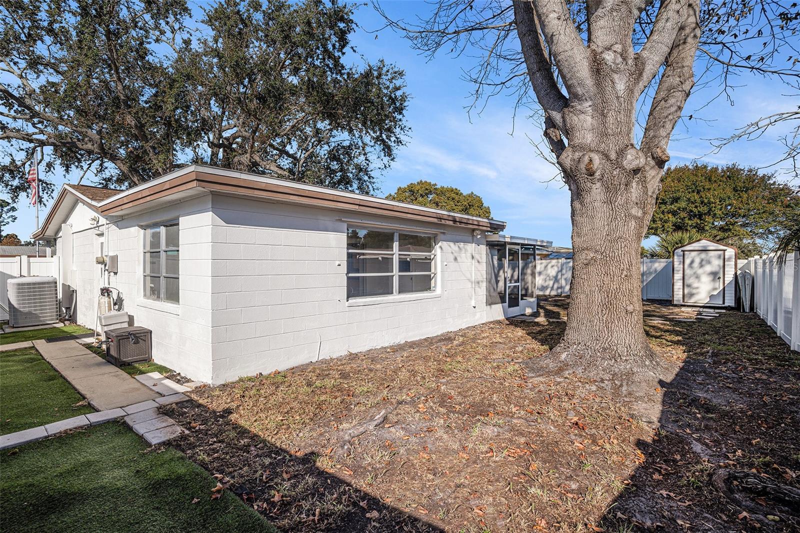 BEACON SQUARE - Residential