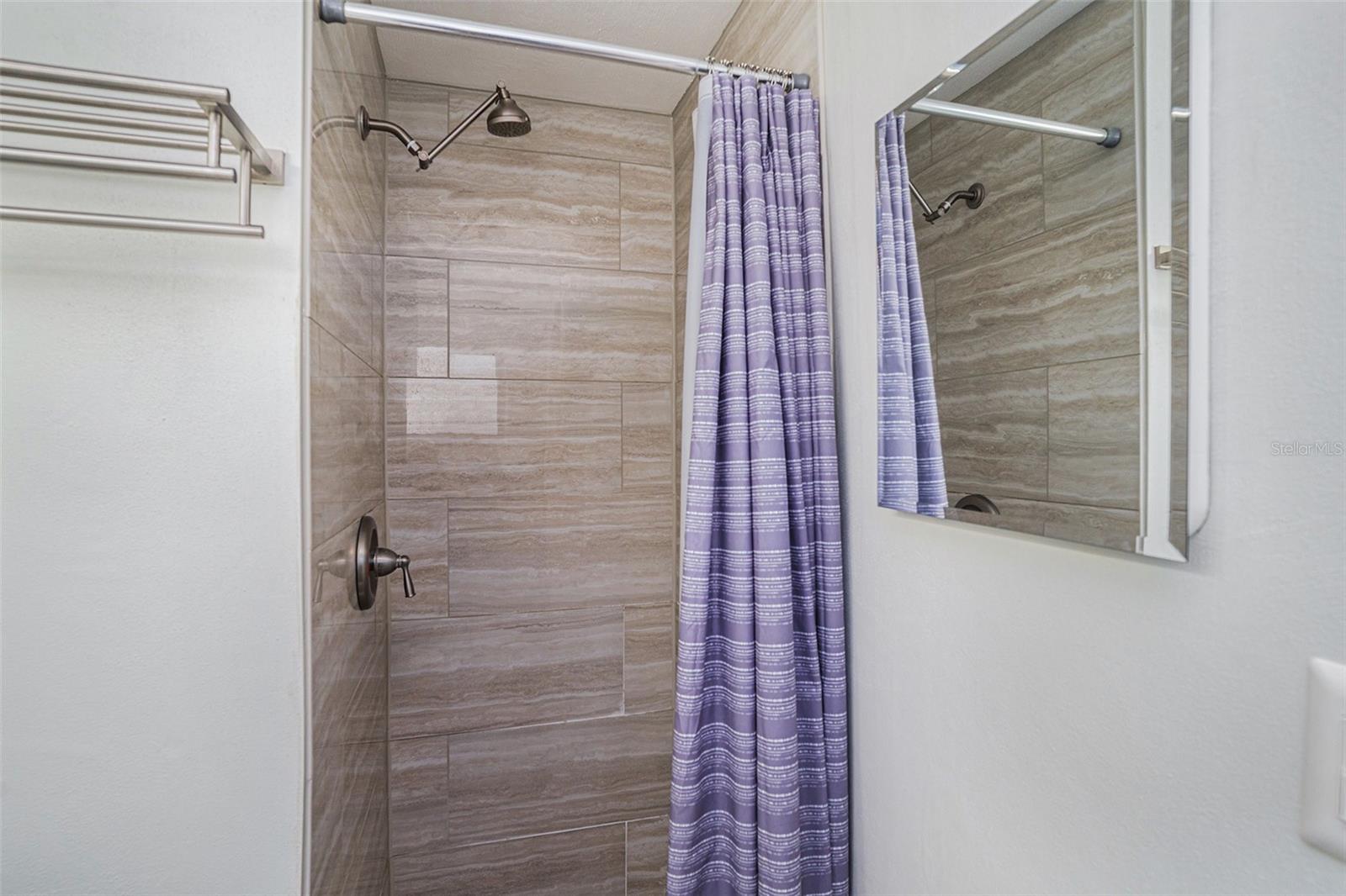 BEACON SQUARE - Residential