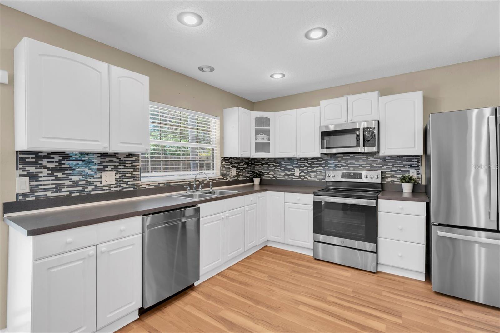 14006 CASCADE LANE