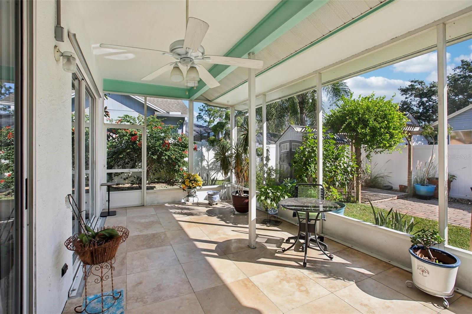BECKETT BAY - Residential