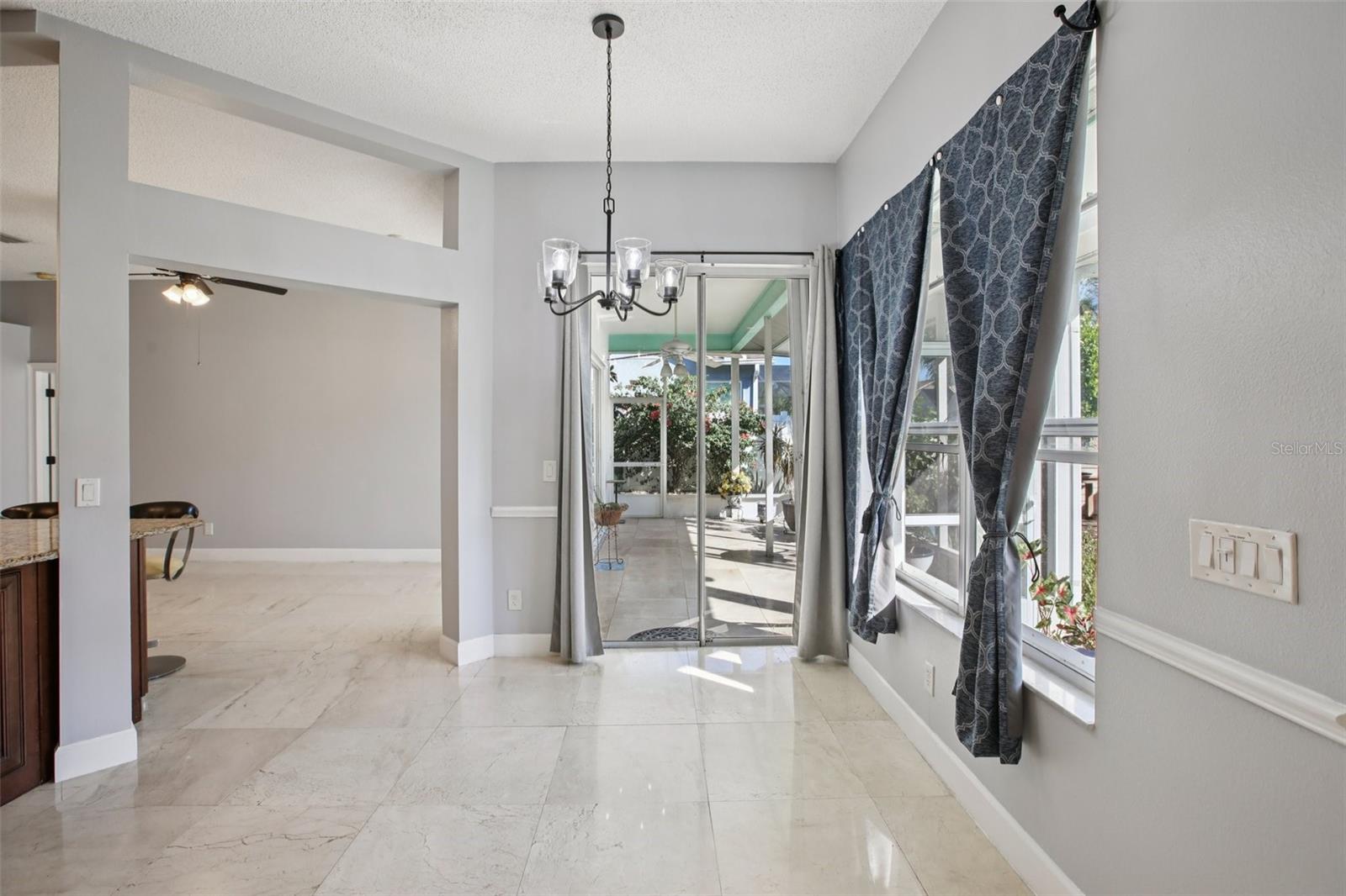 BECKETT BAY - Residential