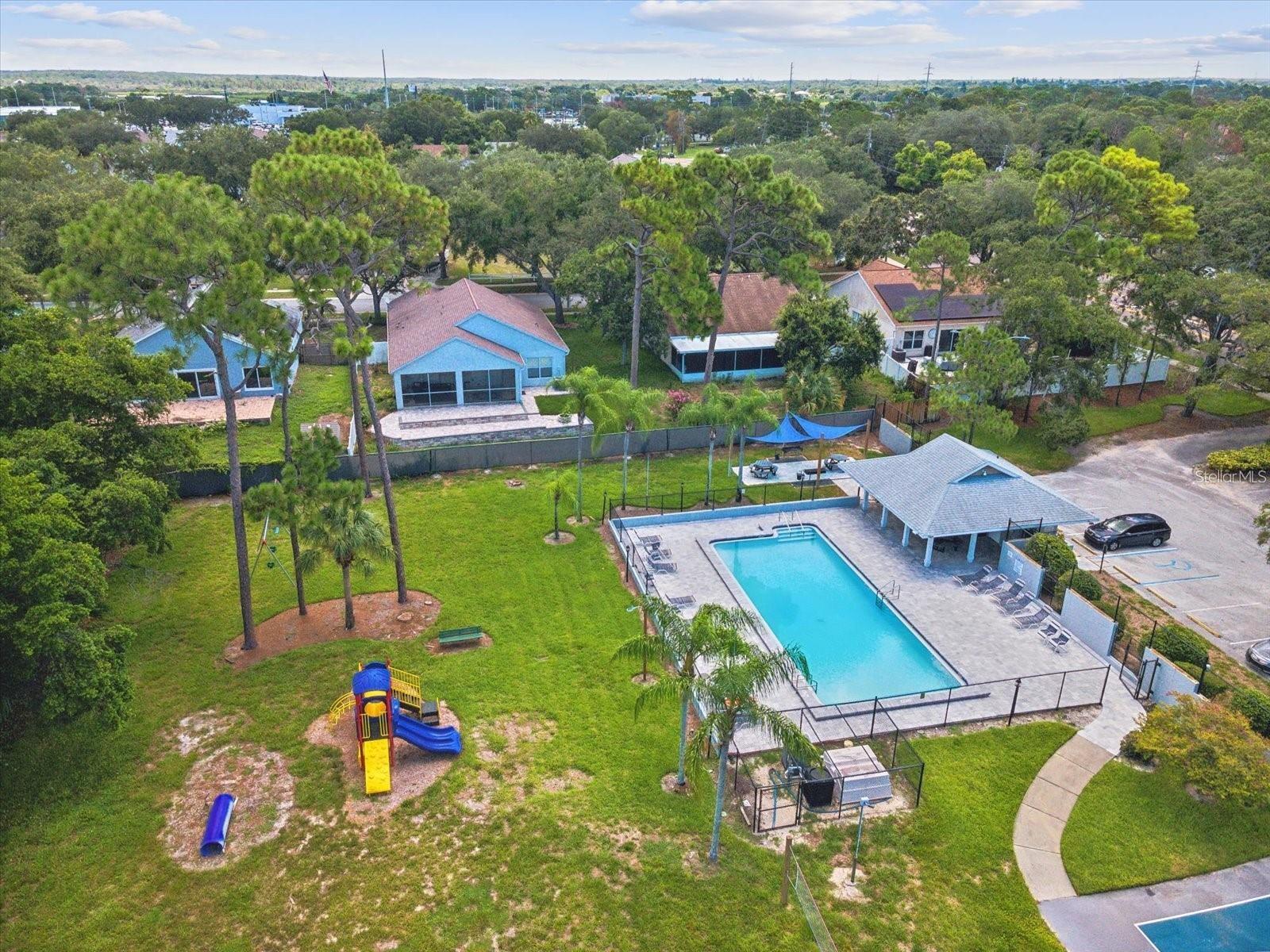 BECKETT BAY - Residential