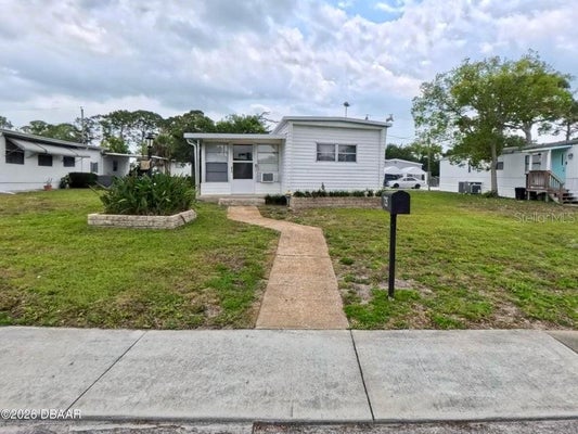 725 MARSHALL CIR, PORT ORANGE, FL 32127 - Image c19d2bb2f1d957b103cb405bb0702508/3175085055