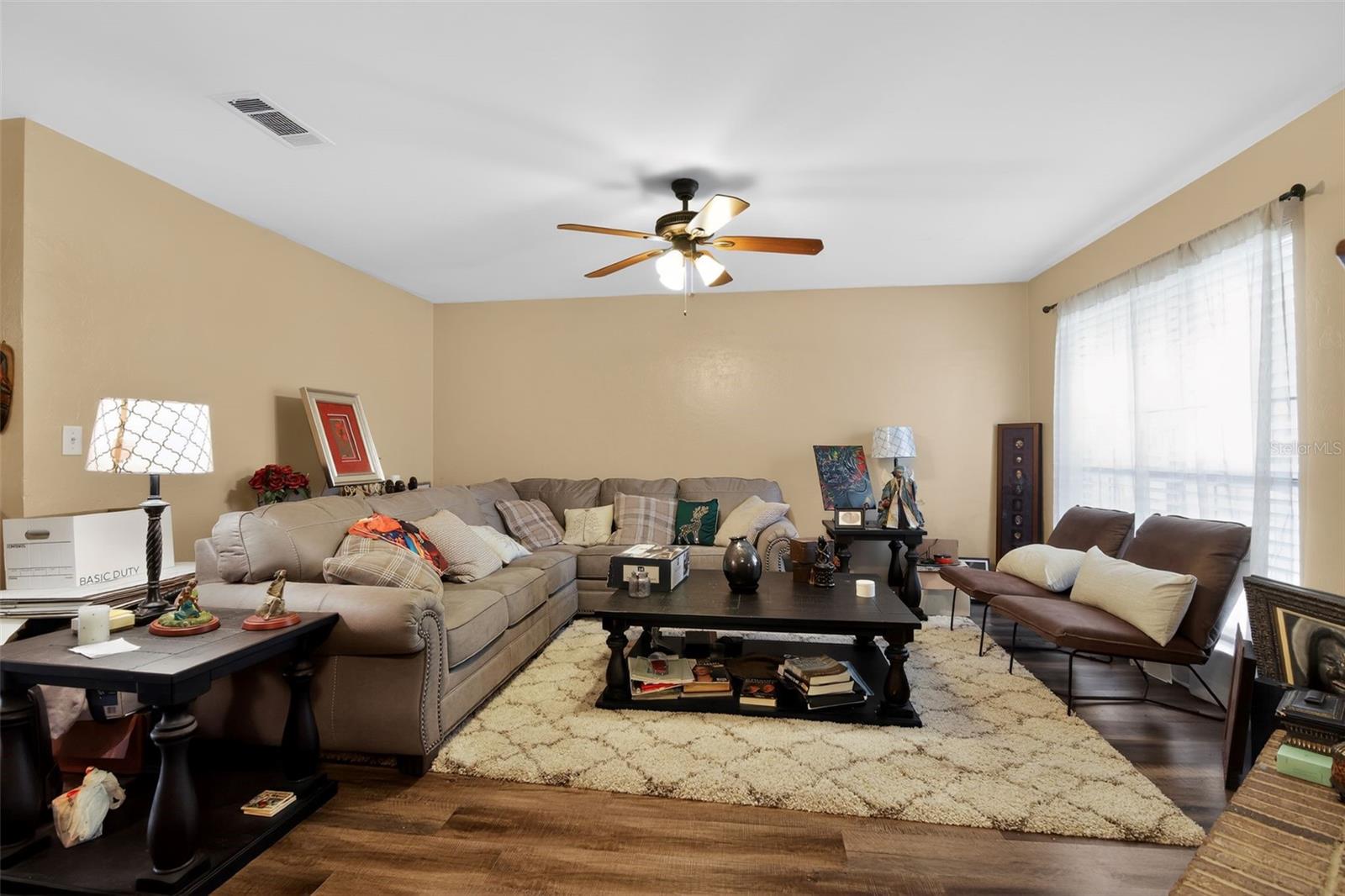 MILE RUN - Residential