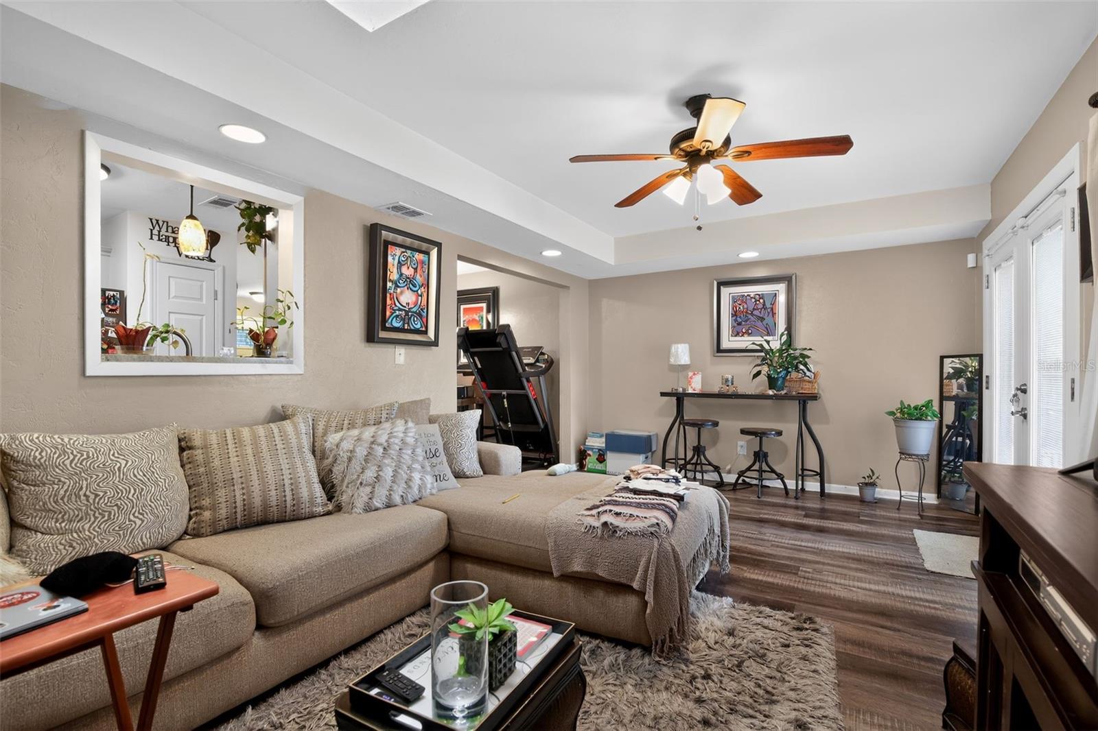 MILE RUN - Residential