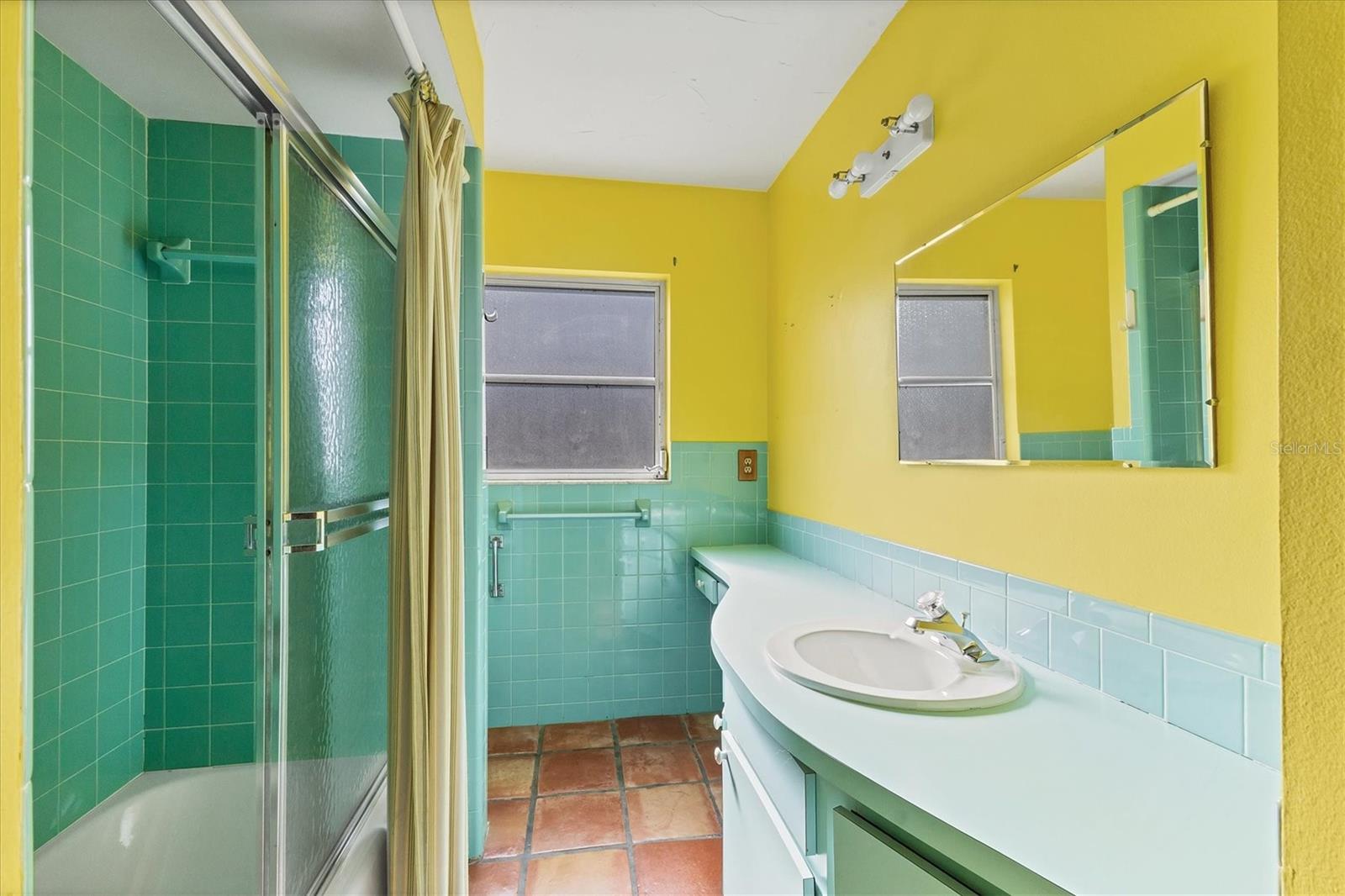 BRADENTON COUNTRY CLUB - Residential