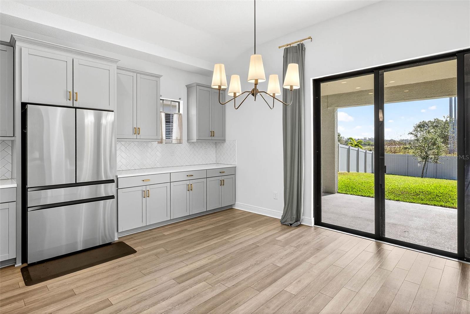 B & D HAWKSTONE PH 2 - Residential