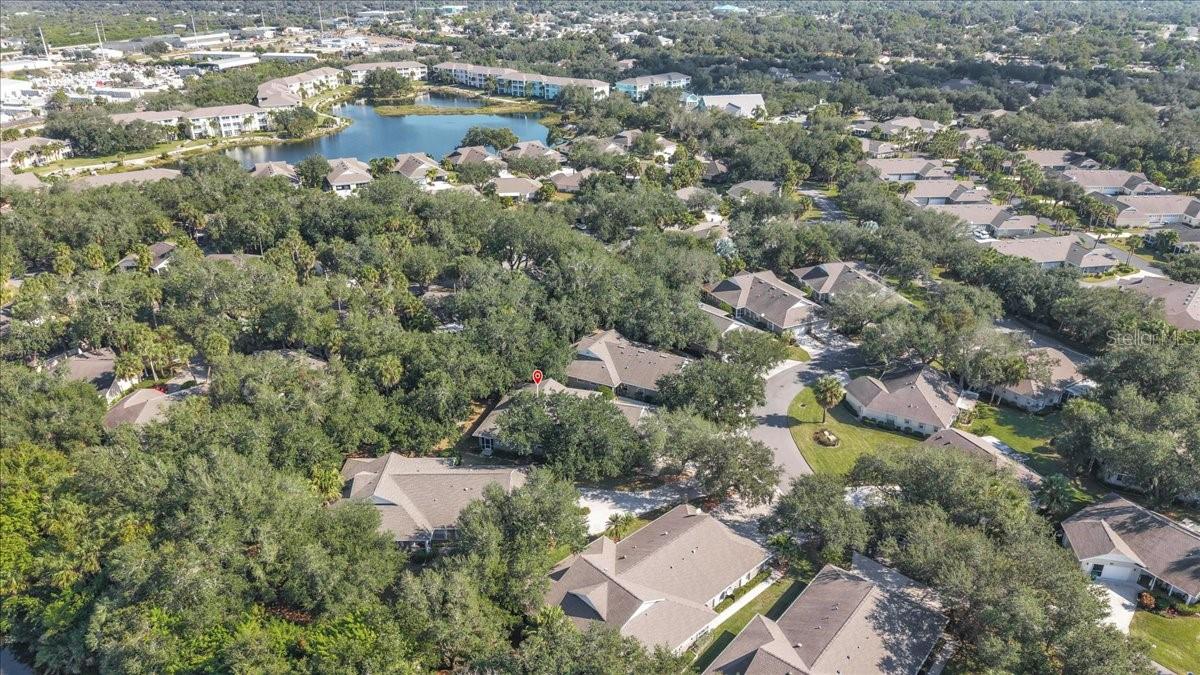 HERITAGE VILLAS AT HERITAGE OAK PARK - Residential